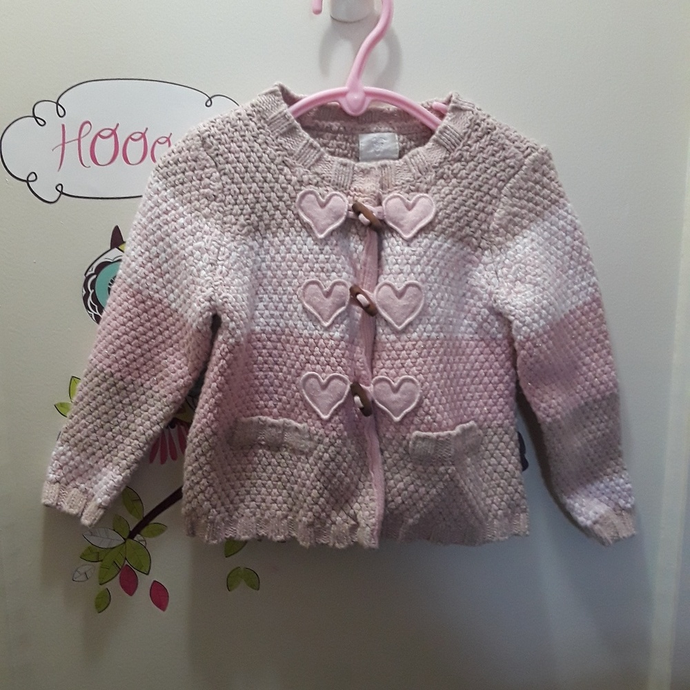 Girl's sweater